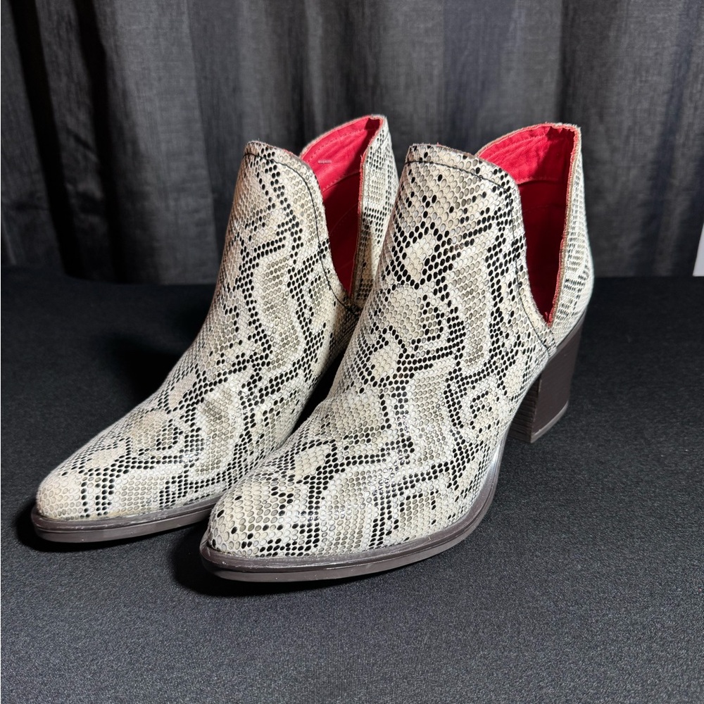 Ferrini Ankle Booties - Red Interior